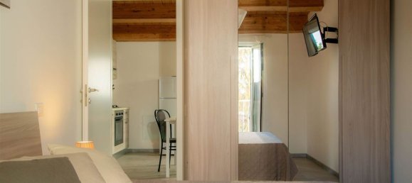 3-salle Appartement à Fermo, Italy No. 153454 10