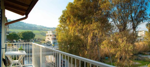 3-salle Appartement à Fermo, Italy No. 153454 15