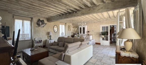 6 bedrooms House in Checy, France No. 287657 4