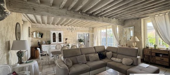 6 bedrooms House in Checy, France No. 287657 3