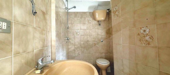 4-Zimmer Gewerbliche Immobilie in Triggiano, Italy, Nr. 20035 16