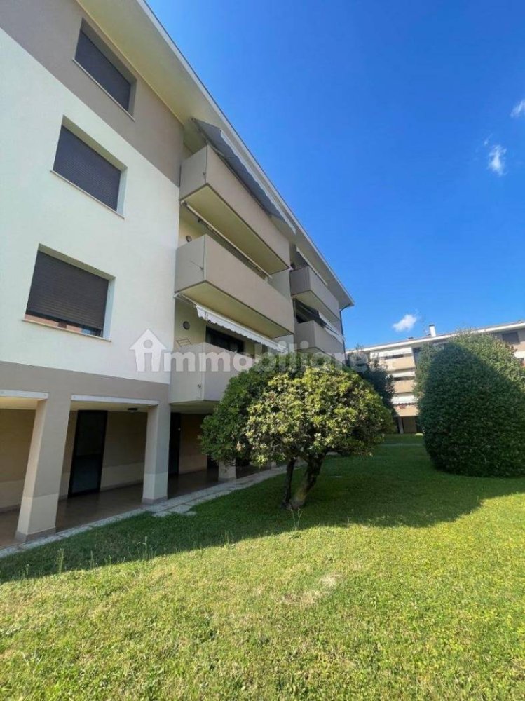 3 bedrooms Apartment in Vigonza, Italy No. 291772