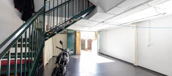 4 bedrooms House in Jun, Spain No. 94989 66