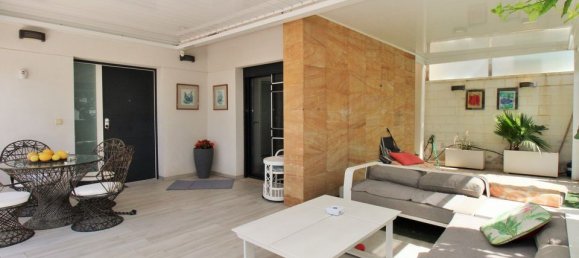 3 bedrooms Villa in Cabo Roig, Spain No. 176088 3