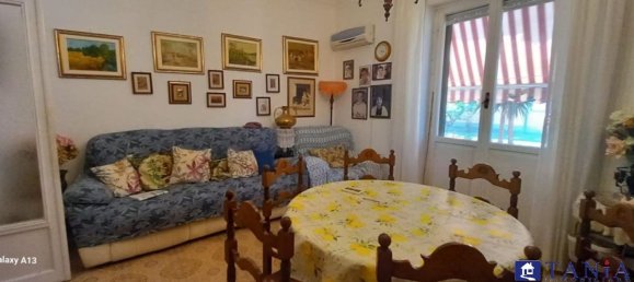 4 rooms Apartment in Carrara, Italy No. 50661 6
