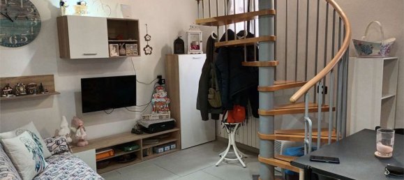 2 rooms Apartment in Rovello Porro, Italy No. 71465 8