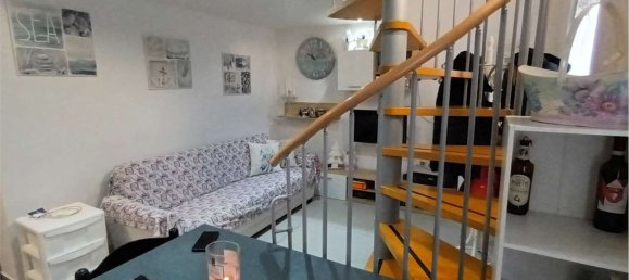 2 rooms Apartment in Rovello Porro, Italy No. 71465 4