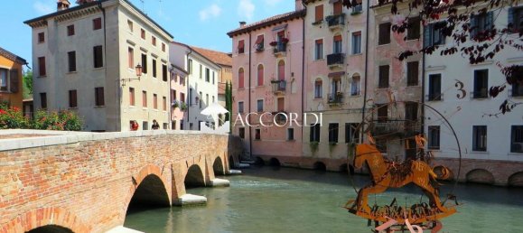 Gewerbliche Immobilie in Treviso, Italy 70m², Nr. 176975 8