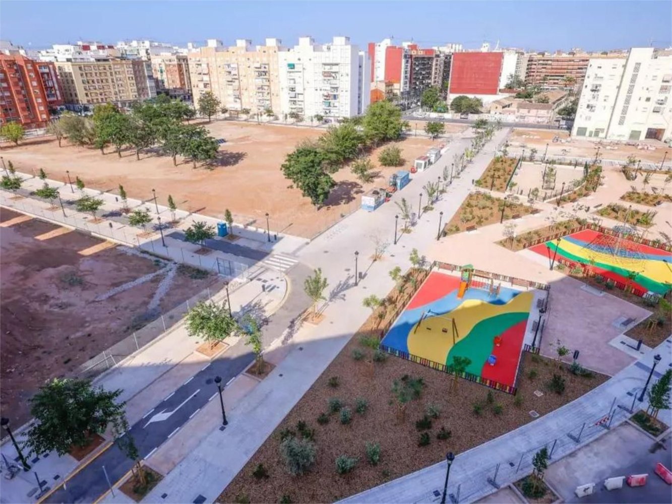  عقار تجاري في Valencia, Spain 400متر مربع رقم 166549