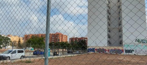 400m² Commercial property in Valencia, Spain No. 166549 8