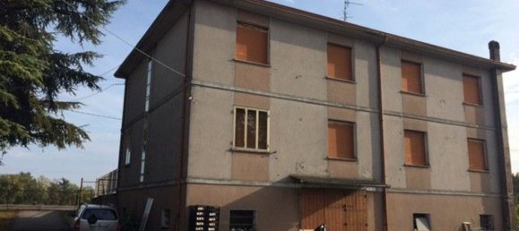 Grundstück in Ferrara, Italy 5550m², Nr. 85494 14