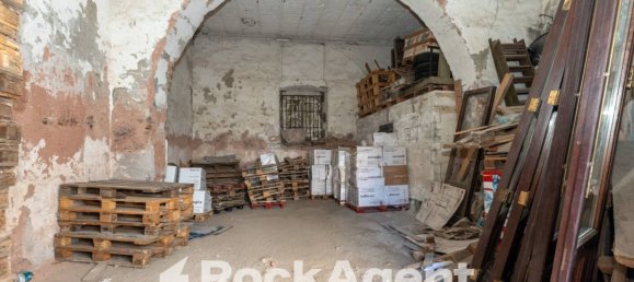 470m² Warehouse in Catania, Italy No. 294790 28
