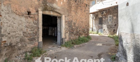 470m² Warehouse in Catania, Italy No. 294790 27