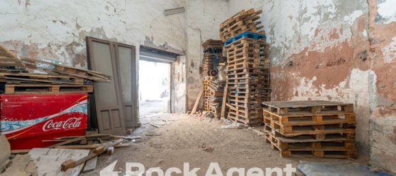 470m² Warehouse in Catania, Italy No. 294790 29