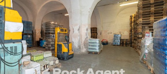 470m² Warehouse in Catania, Italy No. 294790 12