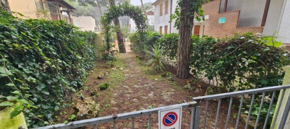 Дом с 4 комнатами в Комаккьо, Италия № 127950 34