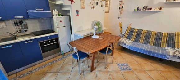 Дом с 4 комнатами в Комаккьо, Италия № 127950 11