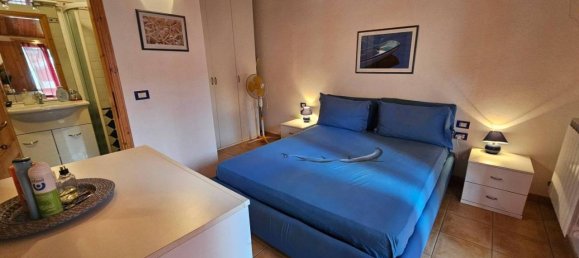 Дом с 4 комнатами в Комаккьо, Италия № 127950 24