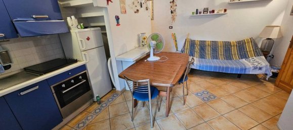 Дом с 4 комнатами в Комаккьо, Италия № 127950 13