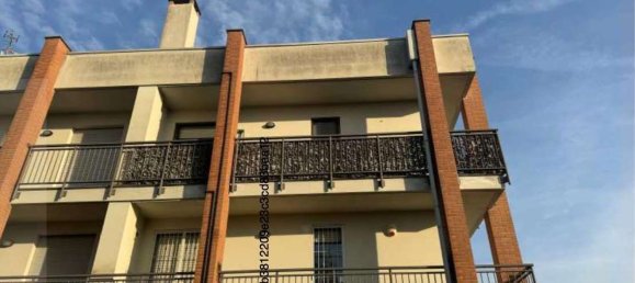 3 rooms Apartment in Cardano al Campo, Italy No. 3207 2