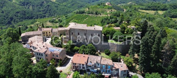 3 chambres Châteaux à Roncofreddo, Italy No. 281472 29