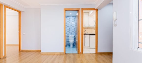 Apartamento de 2 dormitorios en Madrid, Spain No. 172937 44