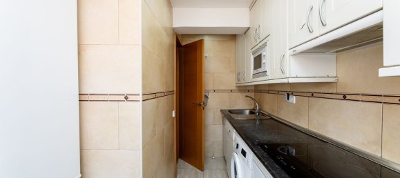 Apartamento de 2 dormitorios en Madrid, Spain No. 172937 43