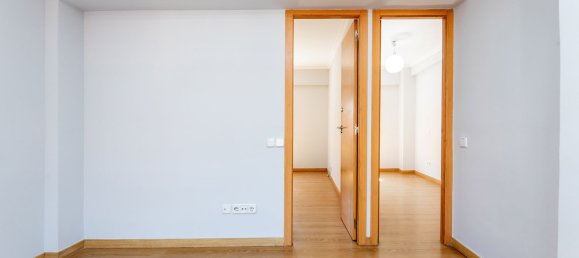 Apartamento de 2 dormitorios en Madrid, Spain No. 172937 34