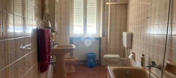 4-salle Appartement à Corigliano Rossano, Italy No. 3069 12