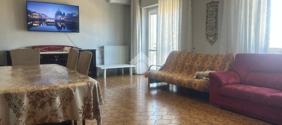 4-salle Appartement à Corigliano Rossano, Italy No. 3069 5