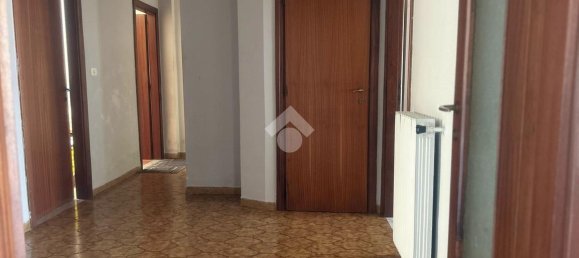 4-salle Appartement à Corigliano Rossano, Italy No. 3069 17