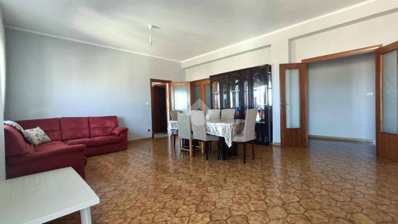 4-salle Appartement à Corigliano Rossano, Italy No. 3069