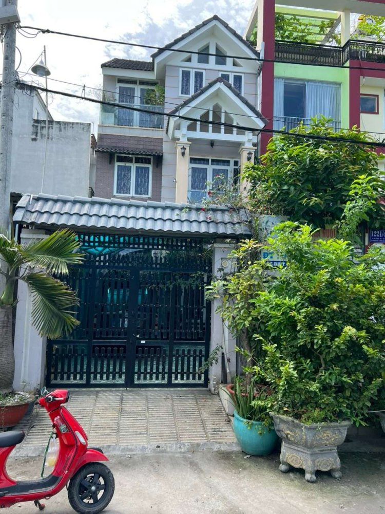 161m² Villa in Nha Be, Vietnam No. 12800