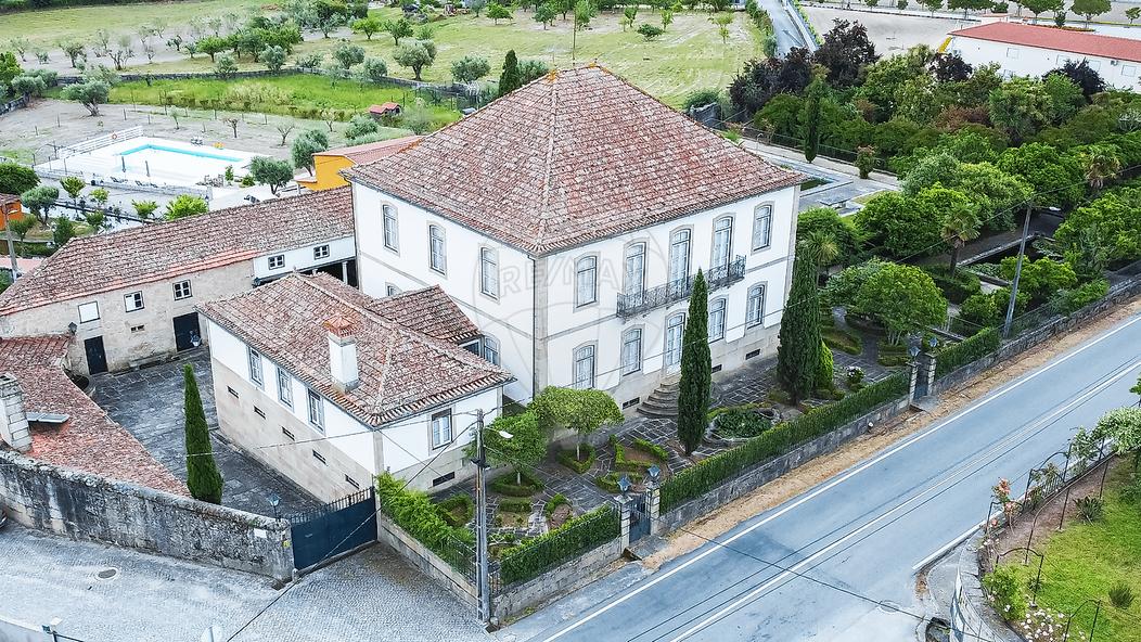 10 bedrooms House in Seia, Portugal No. 200034