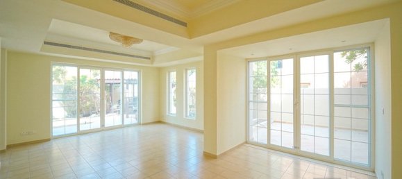 Villa de 4 dormitorios en Arabian Ranches, UAE No. 28753 3