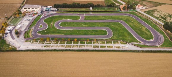 Gewerbliche Immobilie in Trevi, Italy 51000m², Nr. 284460 10