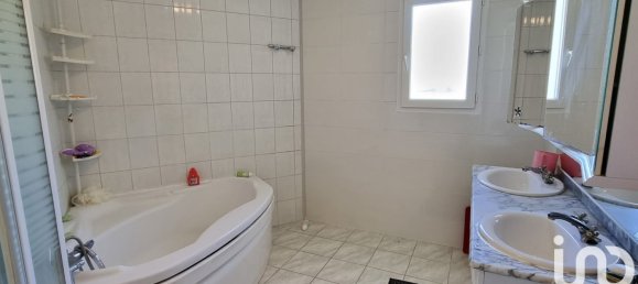 4 bedrooms House in Aussillon, France No. 293628 4