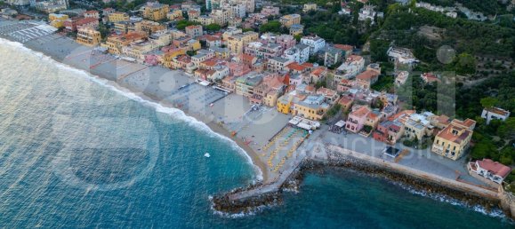 2غرفة شقة في Borgio Verezzi, Italy رقم 57637 15