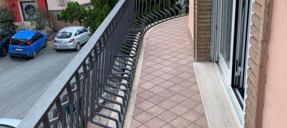 Дом с 6 комнатами в Авильяно Умбро, Италия № 123680 36