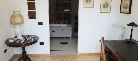 Дом с 6 комнатами в Авильяно Умбро, Италия № 123680 31