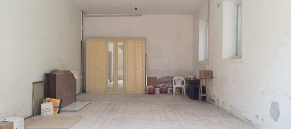 Дом с 6 комнатами в Авильяно Умбро, Италия № 123680 7