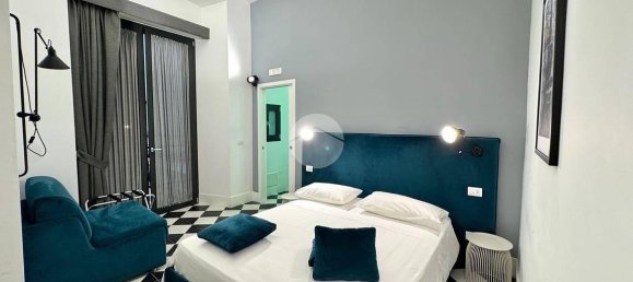 3 bedrooms Apartment in Naples, Italy No. 349710 18