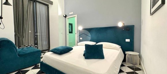 3 bedrooms Apartment in Naples, Italy No. 349710 35