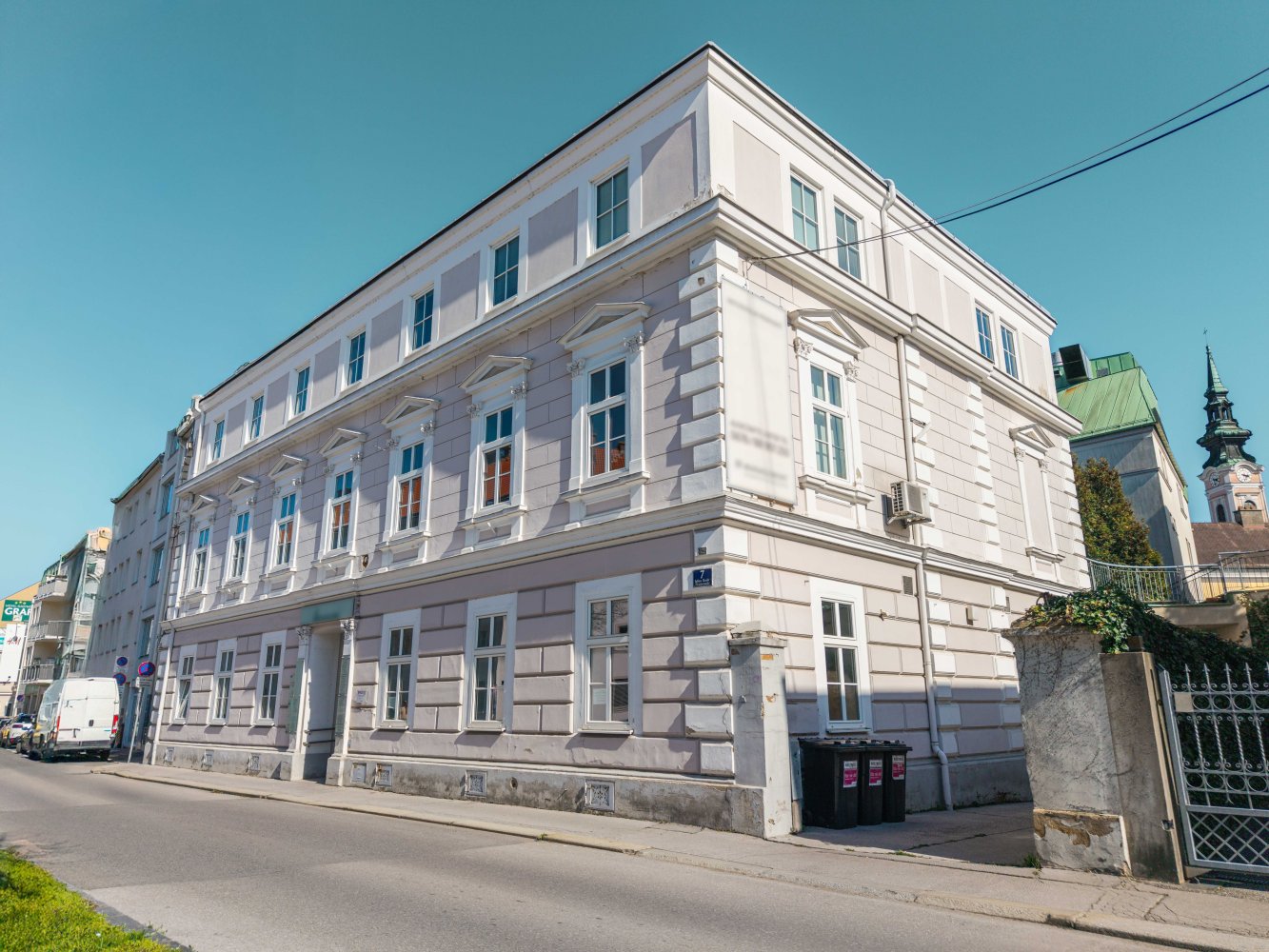 Oficina en St. Polten, Austria 733 m² No. 136735