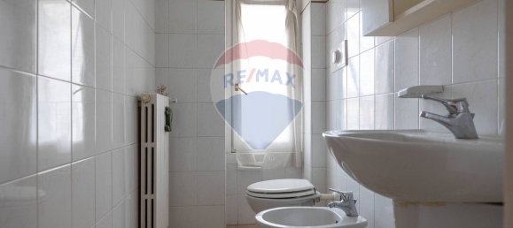 2 rooms Apartment in Vimercate, Italy No. 271915 11