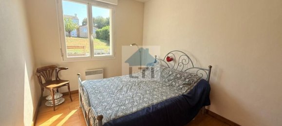 3 bedrooms House in Charente-Maritime, France No. 321230 14