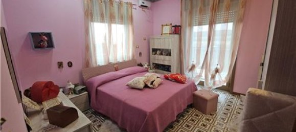 2 Schlafzimmer Wohnung in Pedara, Italy, Nr. 298590 6
