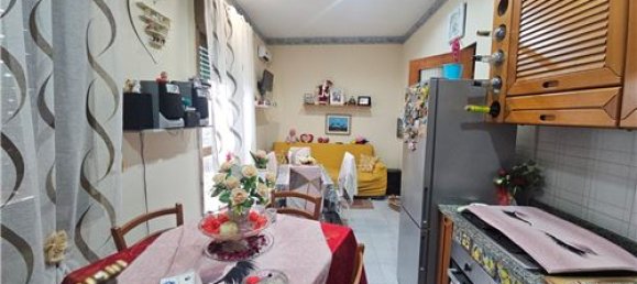 2 Schlafzimmer Wohnung in Pedara, Italy, Nr. 298590 2