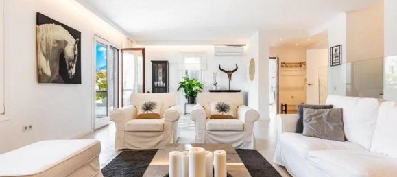 4 Schlafzimmer Stadthaus in Marbella, Spain, Nr. 64394 8