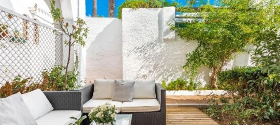 4 Schlafzimmer Stadthaus in Marbella, Spain, Nr. 64394 9